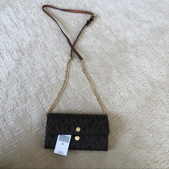 IN SEARCH OF THIS MK CROSSBODY WALLET ON A CHAIN - Picture 2 of 2